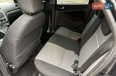 Хетчбек Ford Focus 2011 в 
