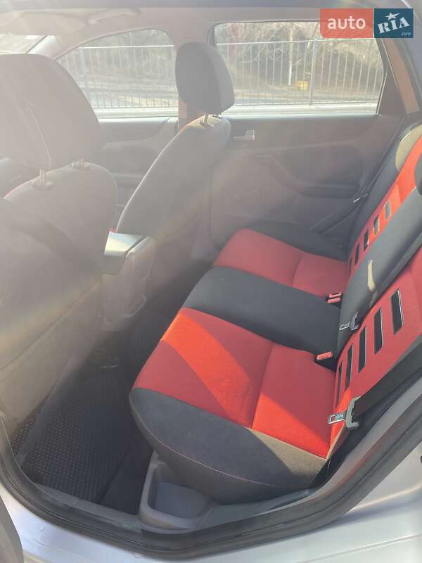 Универсал Ford Focus 2008 в Киеве