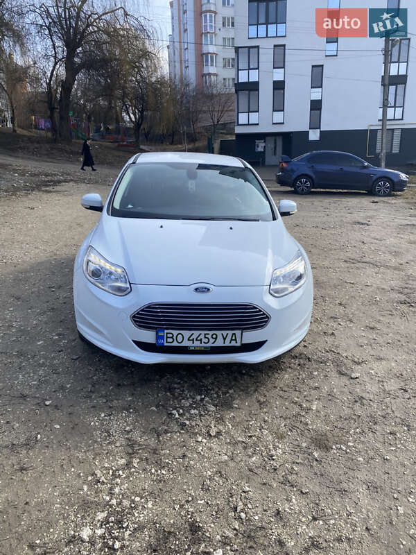 Хетчбек Ford Focus 2013 в Тернополі