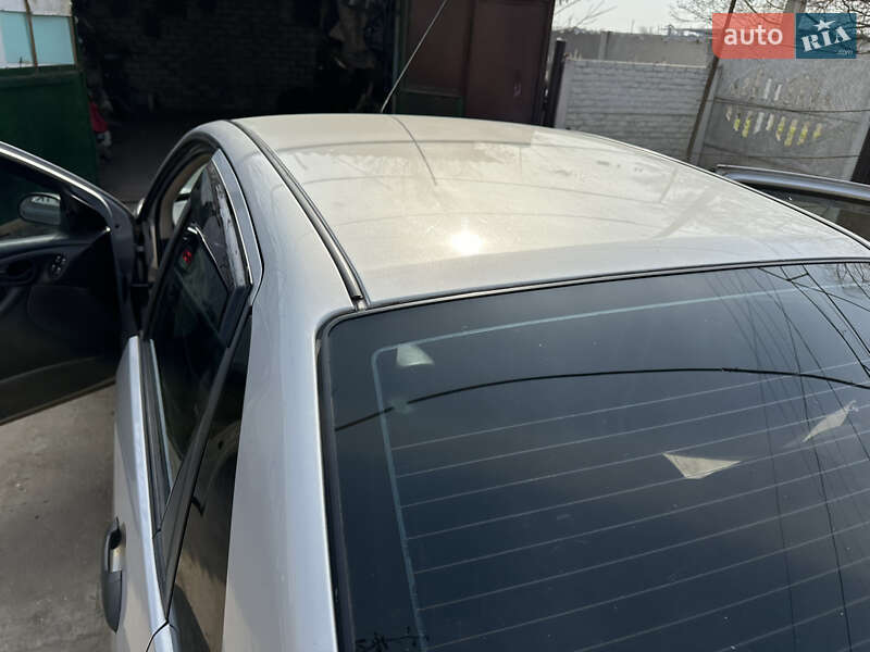 Седан Ford Focus 2001 в Херсоне