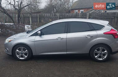 Хэтчбек Ford Focus 2014 в Киеве