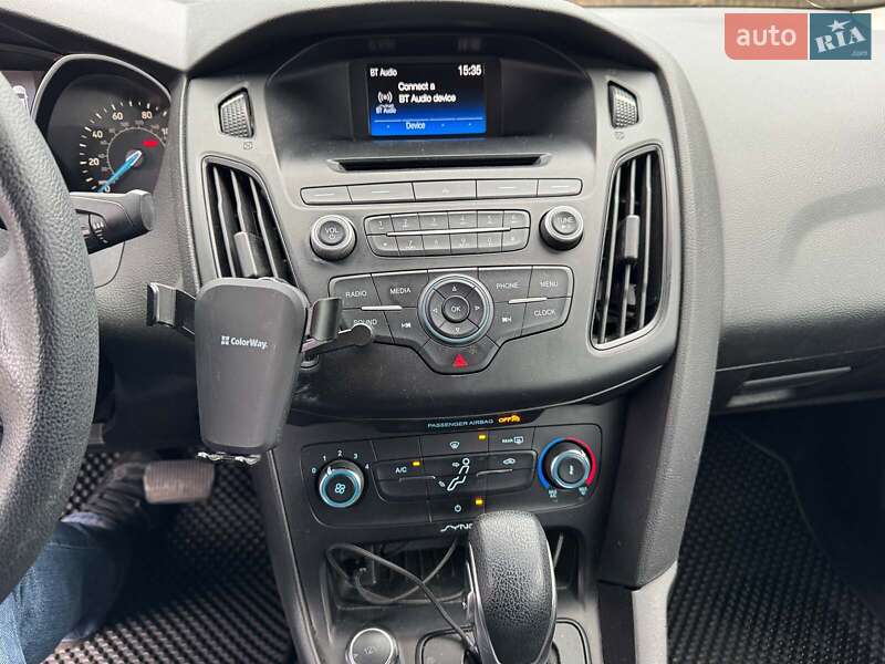 Седан Ford Focus 2017 в Киеве