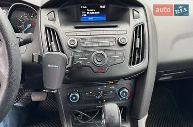 Седан Ford Focus 2017 в 