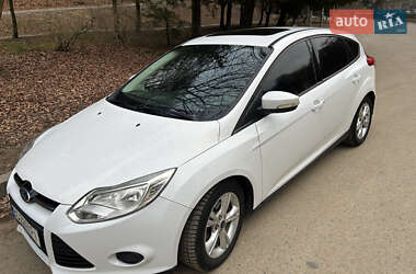 Хэтчбек Ford Focus 2013 в 