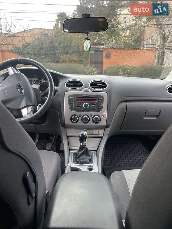 Хэтчбек Ford Focus 2010 в Одессе