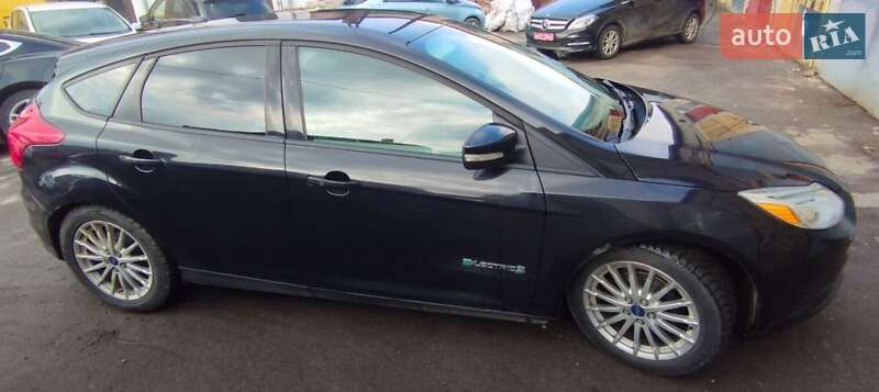 Хэтчбек Ford Focus 2012 в Луцке