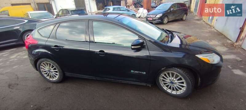 Хэтчбек Ford Focus 2012 в Луцке