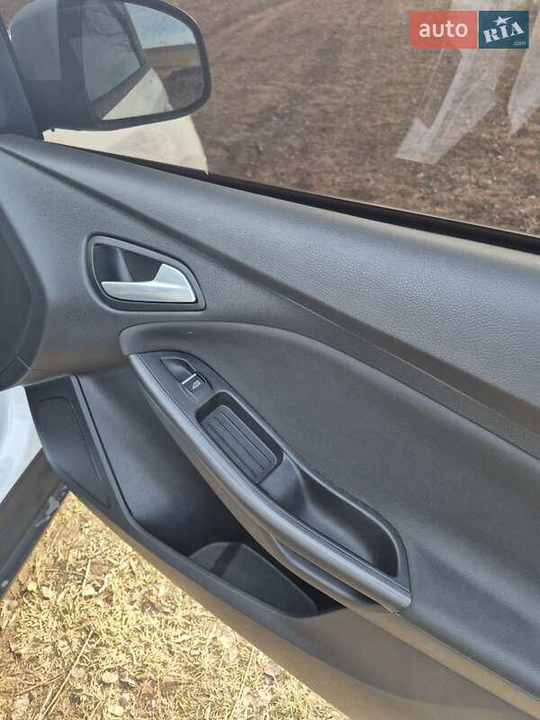 Хэтчбек Ford Focus 2017 в Чечельнике фото 7 Хэтчбек Ford Focus 2017 в Чечельнике