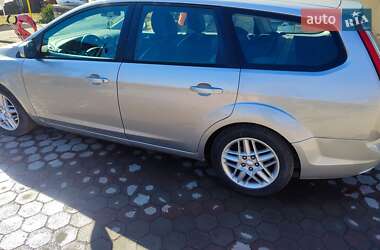 Универсал Ford Focus 2010 в 