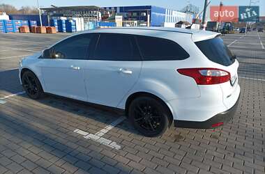 Универсал Ford Focus 2014 в 