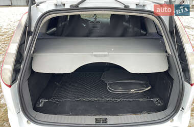 Универсал Ford Focus 2010 в 