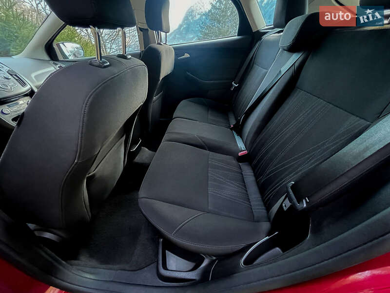 Хэтчбек Ford Focus 2016 в Киеве фото 22 Хэтчбек Ford Focus 2016 в Киеве