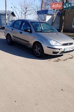 Седан Ford Focus 2004 в 