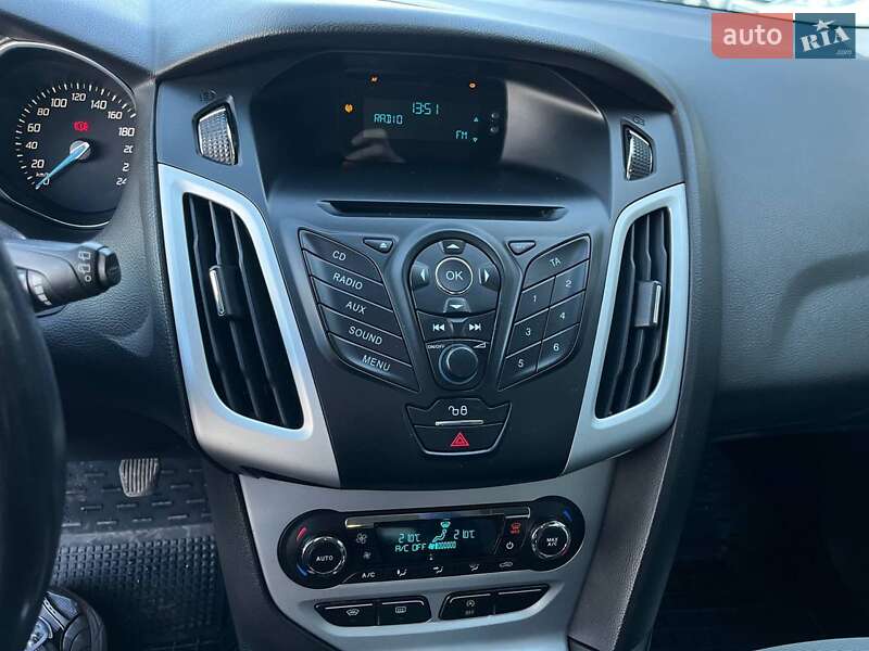Хэтчбек Ford Focus 2013 в Львове