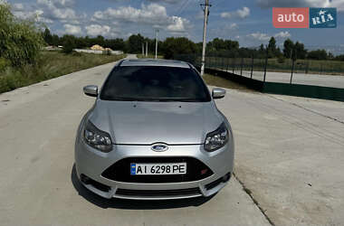 Хетчбек Ford Focus 2014 в Вишгороді