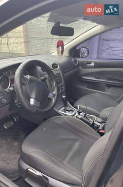 Седан Ford Focus 2010 в 