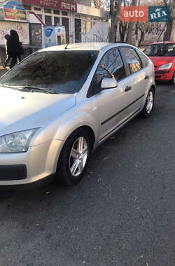 Хэтчбек Ford Focus 2006 в 