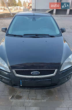 Хетчбек Ford Focus 2007 в Загвізді