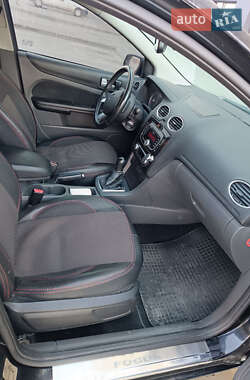 Хэтчбек Ford Focus 2007 в 