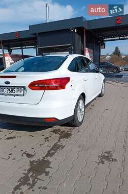 Седан Ford Focus 2017 в 
