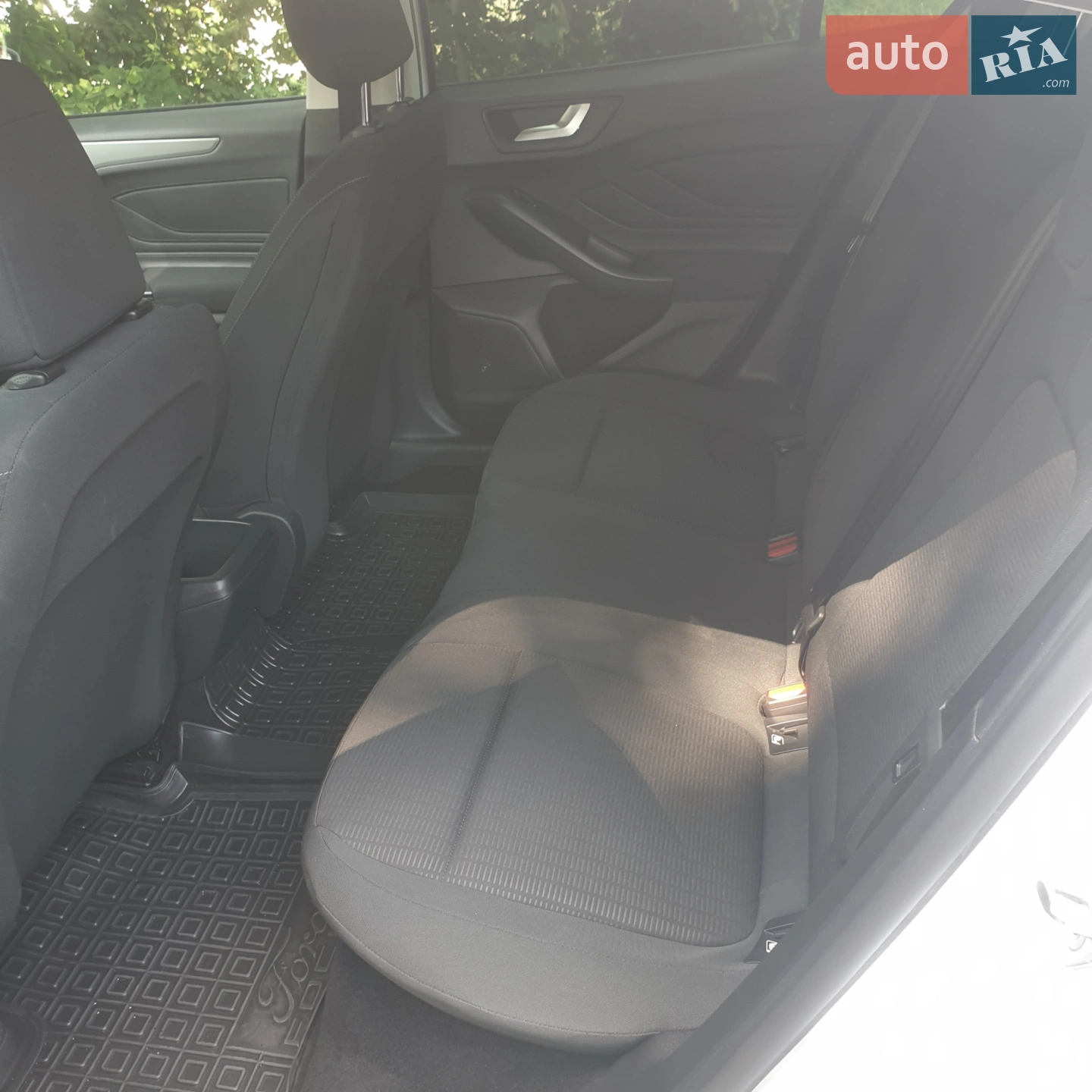 2019 Ford Focus - мініатюра 17