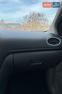 Универсал Ford Focus 2009 в 