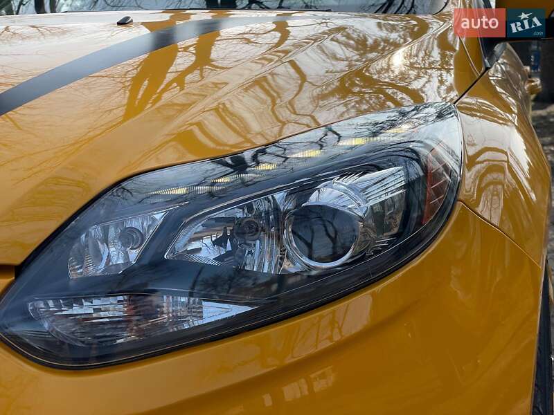 Хэтчбек Ford Focus 2013 в Киеве