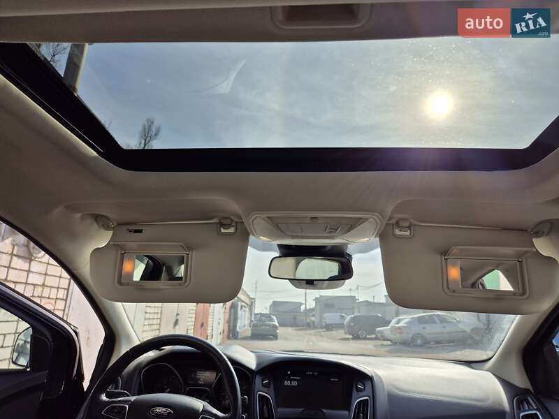 Седан Ford Focus 2016 в Днепре