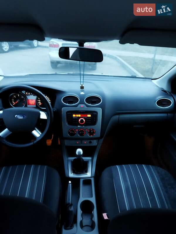 Универсал Ford Focus 2008 в Бурштыне