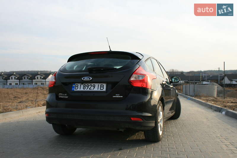 Хэтчбек Ford Focus 2014 в Киеве фото 9 Хэтчбек Ford Focus 2014 в Киеве