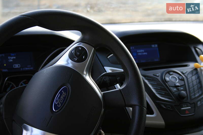 Хэтчбек Ford Focus 2014 в Киеве фото 22 Хэтчбек Ford Focus 2014 в Киеве