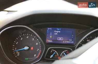 Хэтчбек Ford Focus 2014 в 