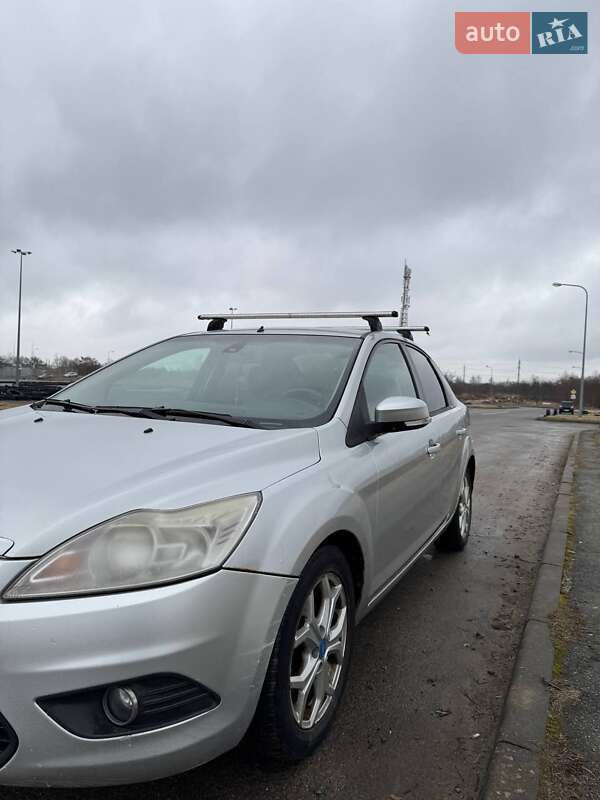 Седан Ford Focus 2010 в Львове