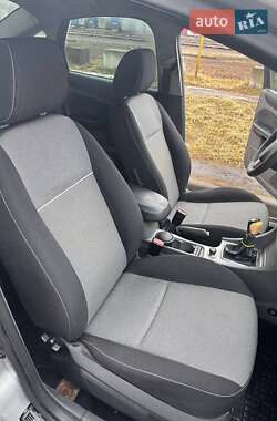 Седан Ford Focus 2010 в 