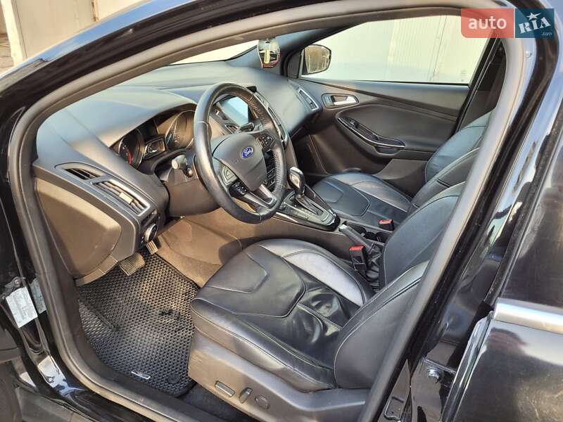 Хэтчбек Ford Focus 2016 в Львове