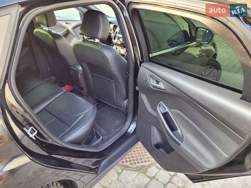 Хэтчбек Ford Focus 2016 в Львове