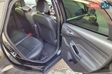 Хэтчбек Ford Focus 2016 в 