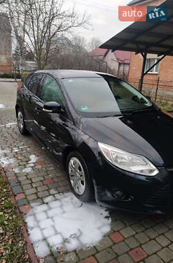 Хетчбек Ford Focus 2011 в 