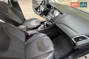 Хэтчбек Ford Focus 2018 в 
