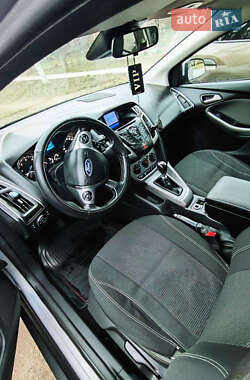 Универсал Ford Focus 2012 в 