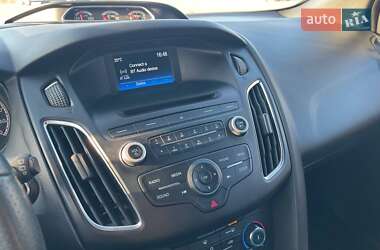 Хетчбек Ford Focus 2016 в Рівному