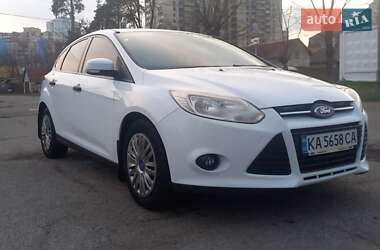 Хэтчбек Ford Focus 2013 в 