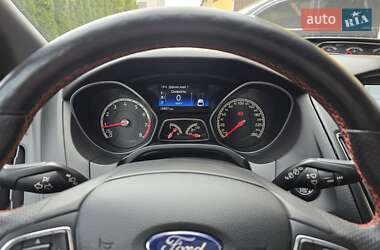 Хэтчбек Ford Focus 2017 в 