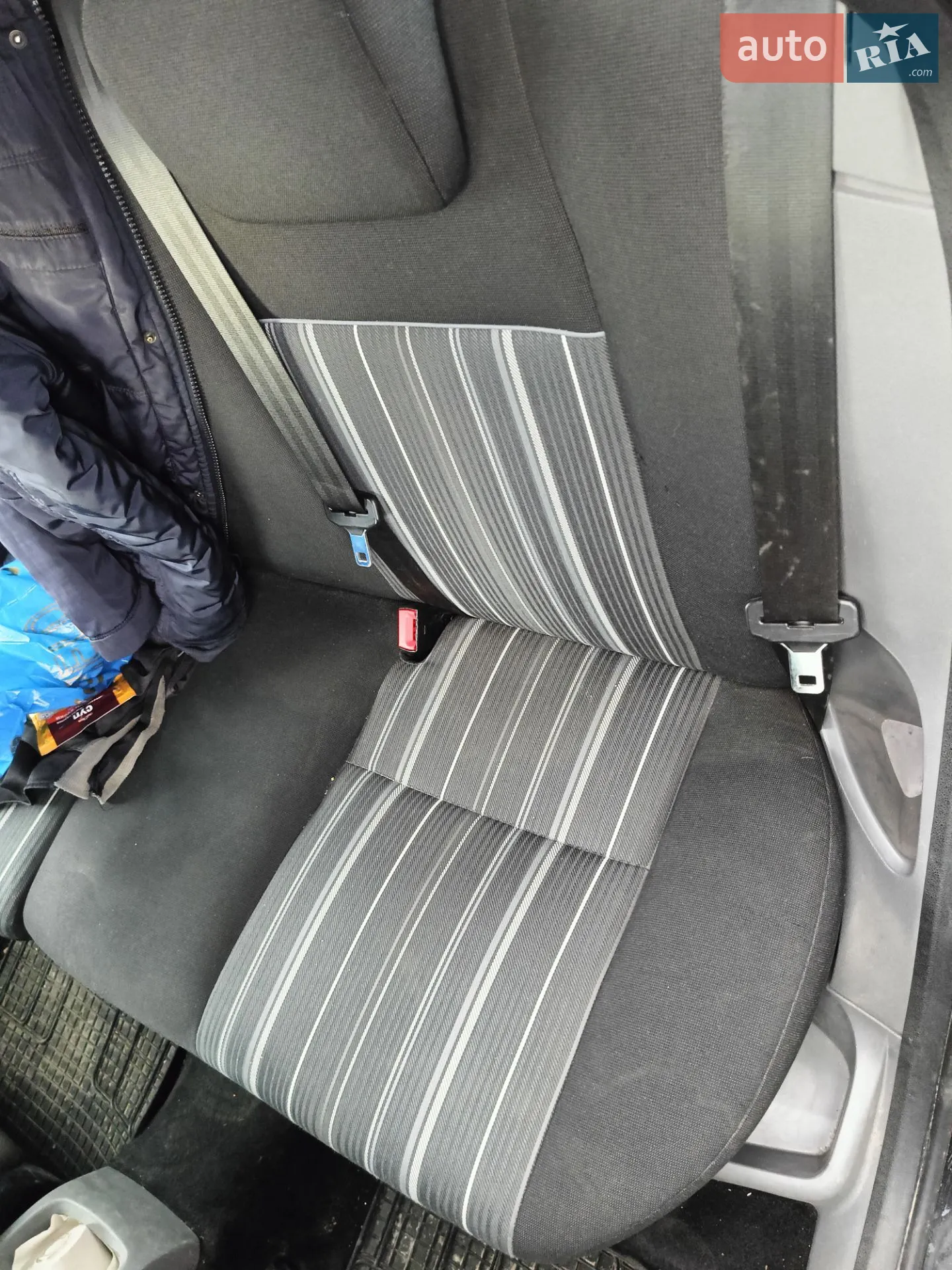 2010 Ford Focus - мініатюра 9