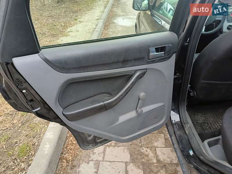 Універсал Ford Focus 2010 в Дублянах