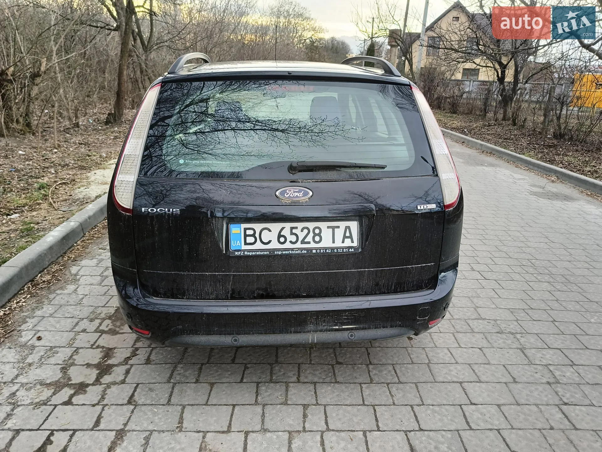 2010 Ford Focus - мініатюра 3