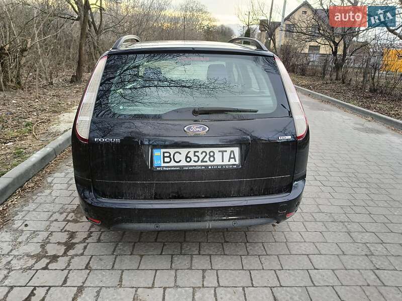 Універсал Ford Focus 2010 в Дублянах