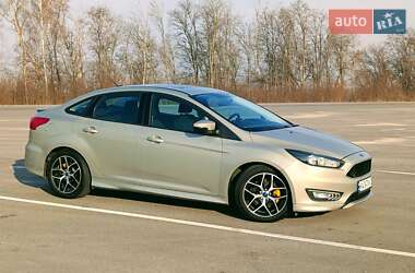 Седан Ford Focus 2016 в Киеве