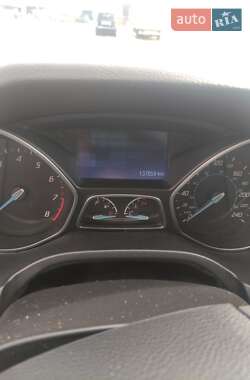 Хэтчбек Ford Focus 2013 в 