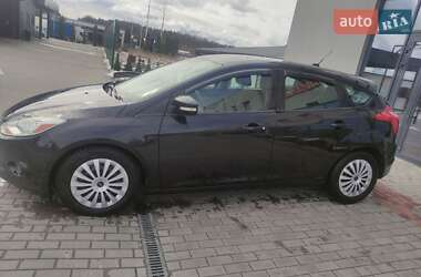 Хэтчбек Ford Focus 2013 в 